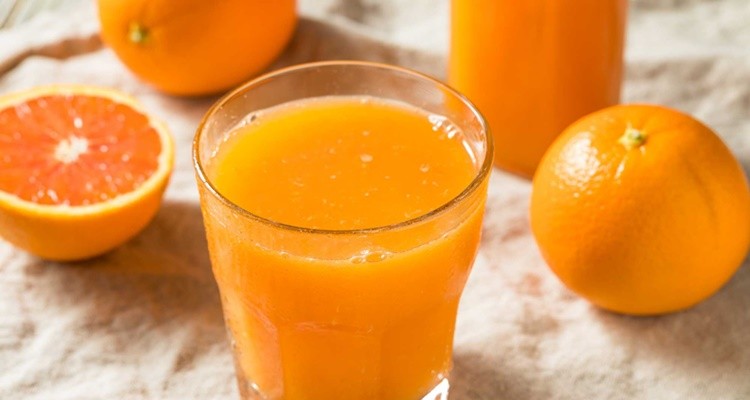 عصير البرتقال غنى بعنصر الكالسيوم